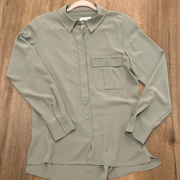 Topshop Tops - Topshop button down shirt size 8